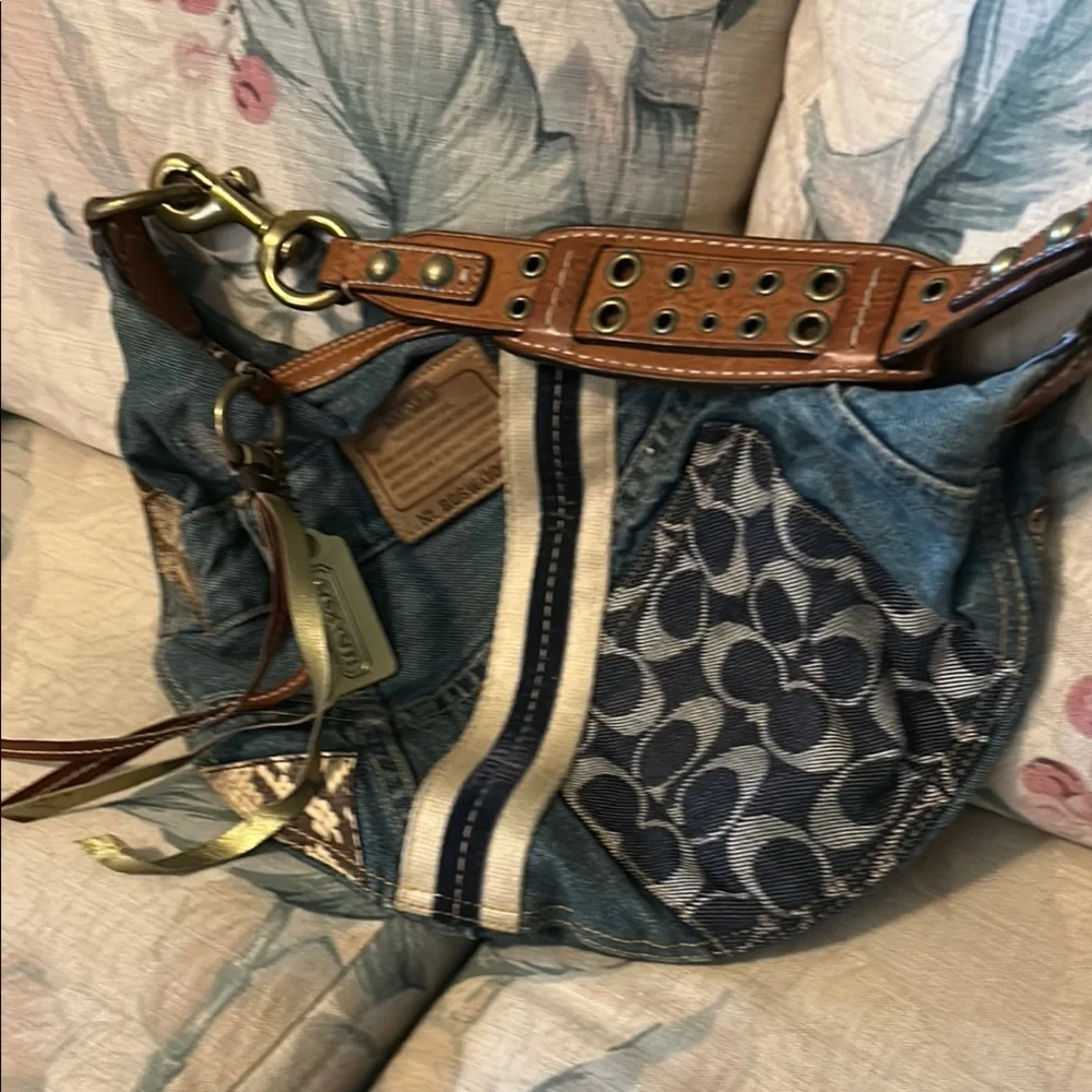 Coach Zebra Stripe Leather Bag - Picture 2 of 7